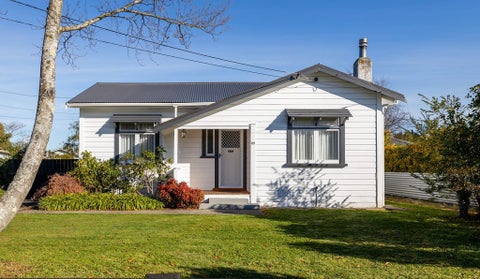 27 Fleet Street, Solway, Masterton