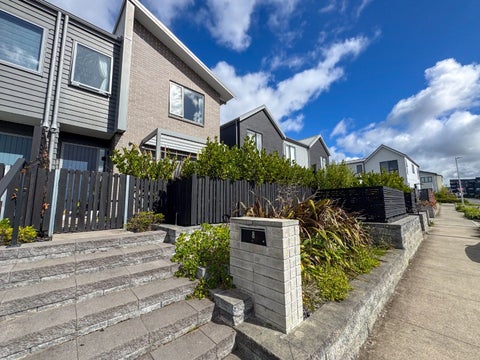 8 Tarakoi Road, Hobsonville, Auckland