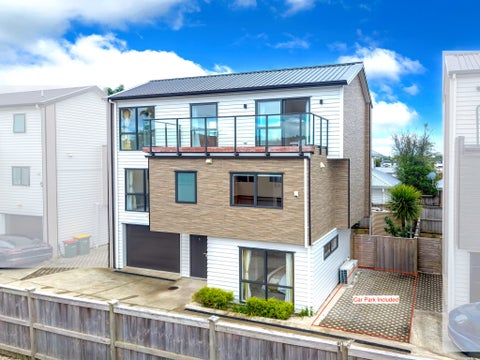 844C East Coast Road, Oteha, Auckland