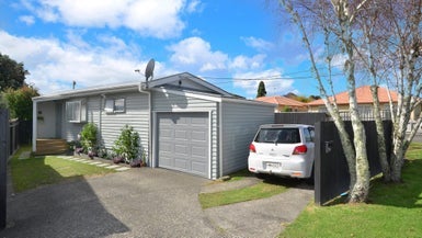1/12 Doment Crescent, Orewa, Orewa