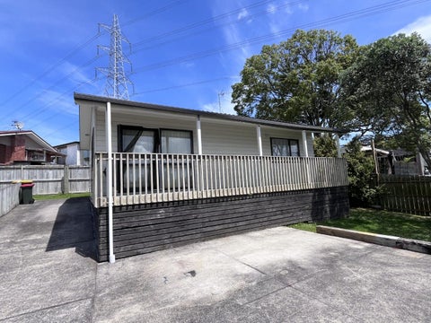 22 Caronia Crescent, Lynfield, Auckland