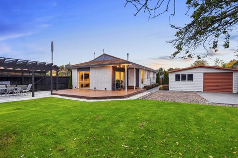 63 Solomon Avenue, Redwood, Christchurch
