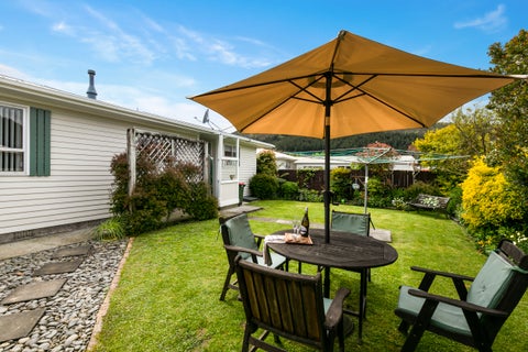 15 Wimbledon Grove, Wainuiomata, Lower Hutt