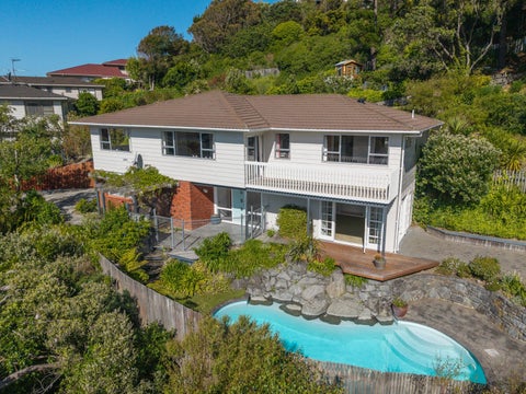 10 Bosun Terrace, Whitby, Porirua