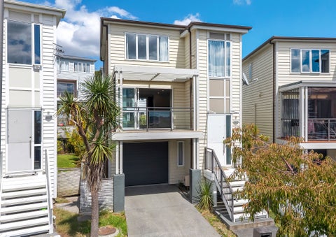 6 Panakenake Way, Flat Bush, Auckland