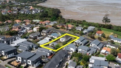 29 Silverton Avenue, Wai o Taiki Bay, Auckland