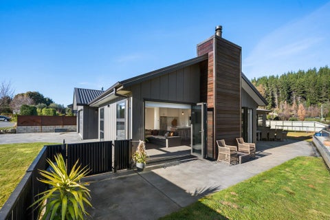10 Alice Burn Drive, Cromwell