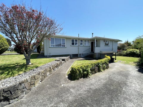 32 Antonio Street, Stratford