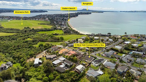 8 Oliver Twist Avenue, Mellons Bay, Auckland