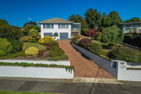 36 Surrey Road, Richmond