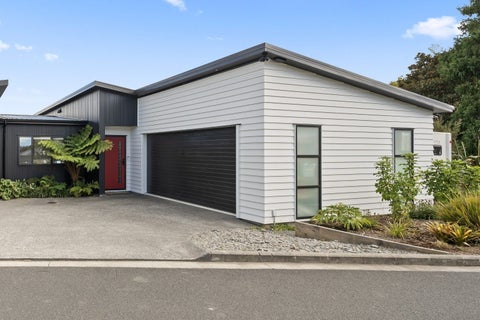 2 Odlin Lane, Red Beach, Red Beach
