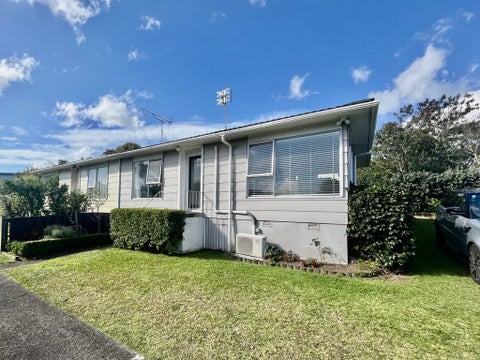 1/5 Himalaya Drive, Half Moon Bay, Auckland