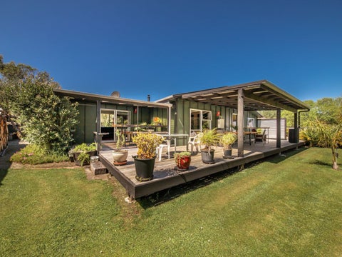 26 Banbury Street, Waimangaroa, Westport
