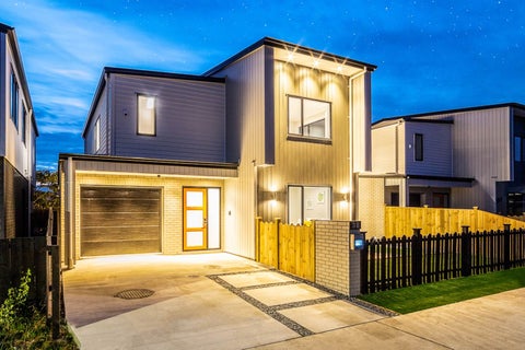 38 Te Aparangi Road, Papakura, Papakura