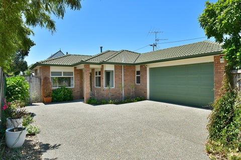 15A Hatton Road, Orewa, Orewa