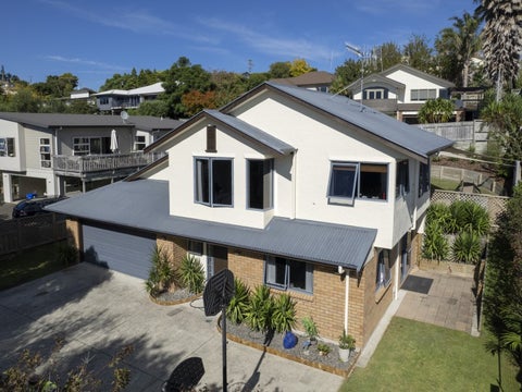 15 Cashmere Way, Welcome Bay, Tauranga
