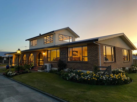 13 Church Street, Winton, Winton