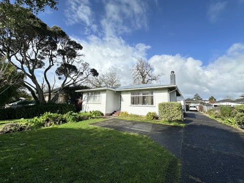 21 Te Kanawa Crescent, Henderson, Auckland