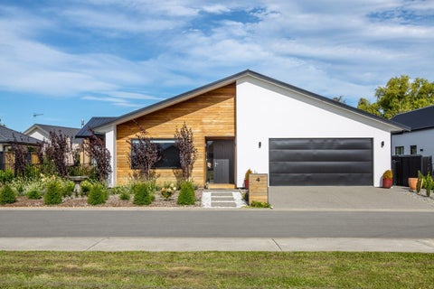4 Peony Drive, Greytown