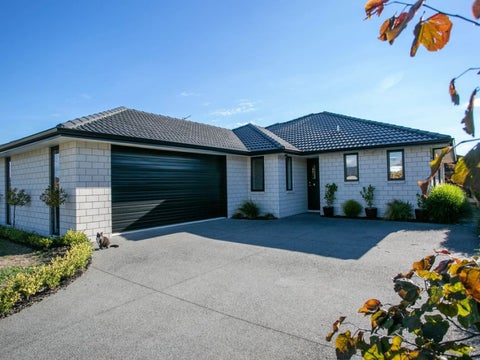 27 Plescher Crescent, Leamington, Cambridge