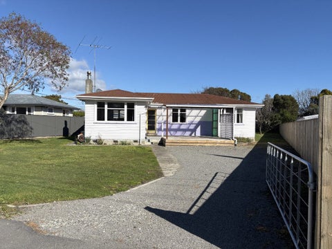 66 New York Street, Martinborough