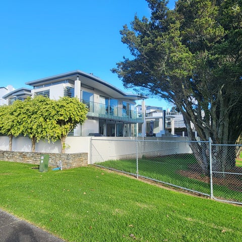 25 Greenbank Drive, Saint Johns, Auckland
