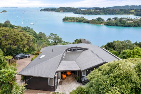 45 Albert Crescent, Ostend, Waiheke Island