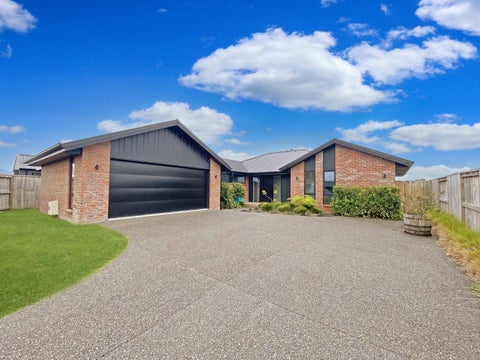 9 Whiro Close, Hamilton