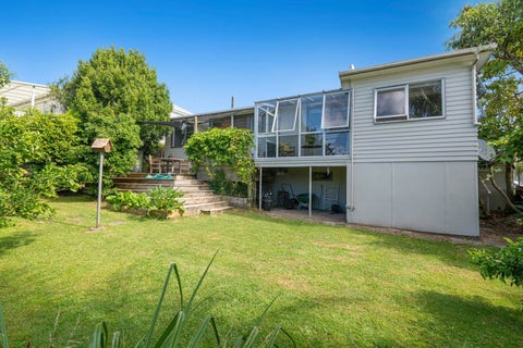 6 Karaka Street, Helensville, Helensville