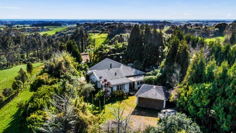 150 Ackworth Road, Lepperton, New Plymouth
