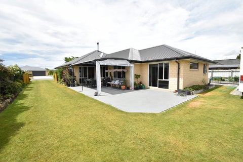 8 Greenfield Place, Twizel