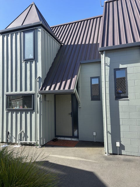 1/16 Cecil Place, Waltham, Christchurch