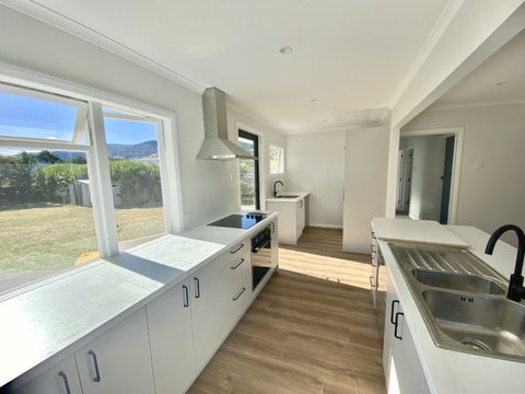 9 Sutton Street, Richmond