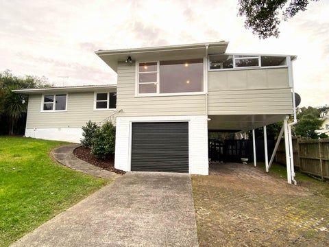 16 Betsland Crescent, Hillcrest, Auckland