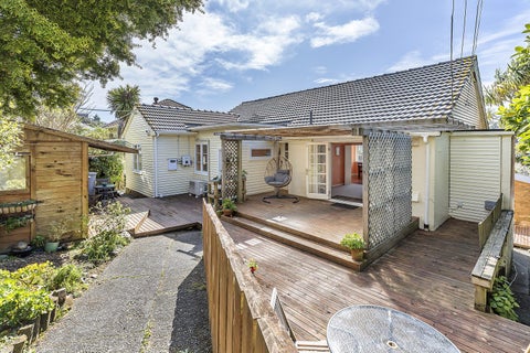13 St Albans Avenue, Karori, Wellington