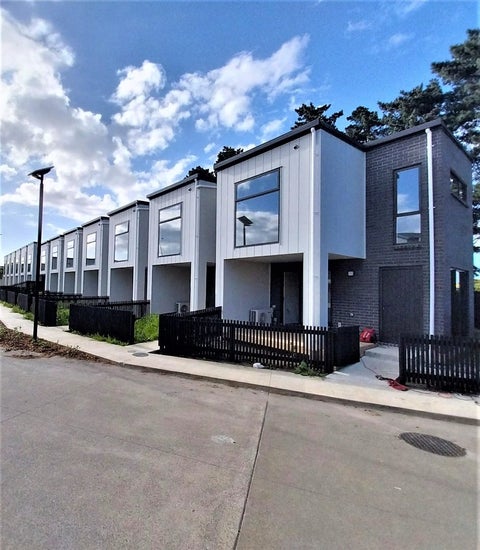 19 Whai Hua Lane, Mangere Bridge, Auckland