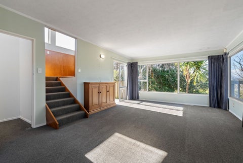 1 Fyvie Avenue, Tawa, Wellington