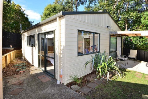 11 Thalia Place, Totara Vale, Auckland