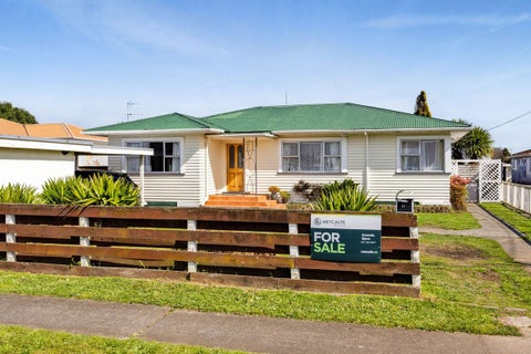 21 Vogel Street, Hawera