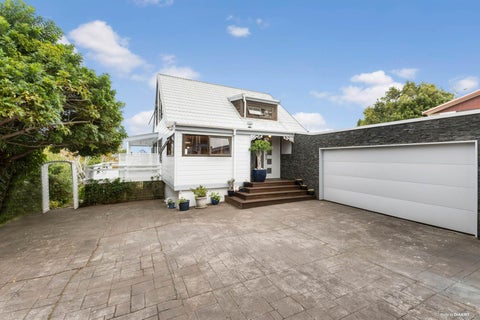 2/252 Glenvar Road, Torbay, Auckland