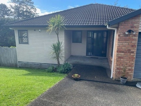 104 George Deane Place, Greenhithe, Auckland