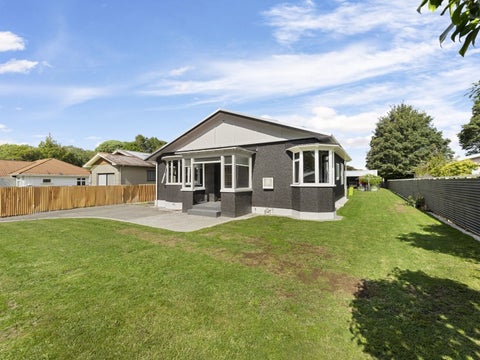 22 Percy Avenue, Stratford