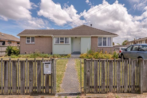 15 Lambeth Crescent, Northcote, Christchurch
