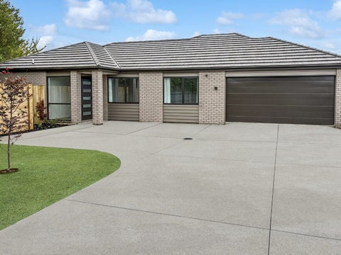1/8 Cherry Place, Casebrook, Christchurch