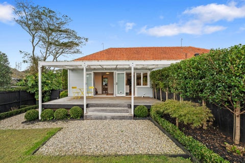 37 McCullough Avenue, Mount Roskill, Auckland