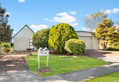102 Marina View Drive, West Harbour, Auckland