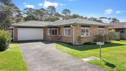 10 Waimoko Glen, Swanson, Auckland