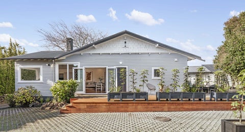 1/16 Adam Street, Greenlane, Auckland
