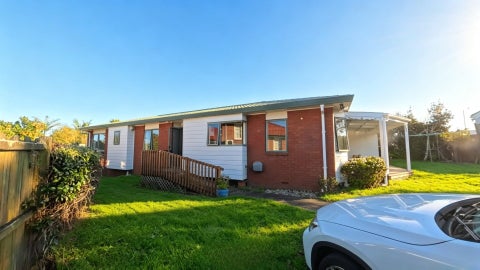 8 Taha Road, Te Atatu South, Auckland