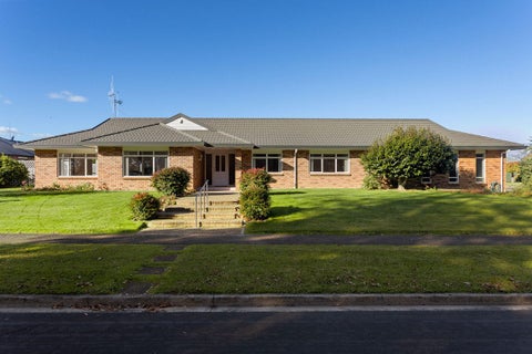12 Mirbeck Avenue, Cambridge, Cambridge